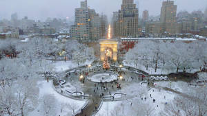 A Tranquil Winter Scene At Washington Square Park Wallpaper