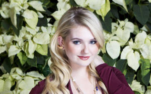 Abigail Breslin Academy Award Nominee Actress Wallpaper