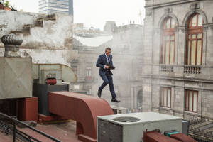 Action Actor Daniel Craig Wallpaper