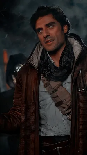 Action Star Oscar Isaac Wallpaper