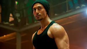 Action Star Tiger Shroff Wallpaper