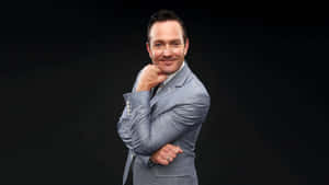 Actor Thomas Lennon Poses For A Portrait. Wallpaper