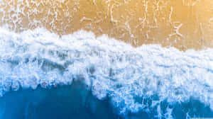 Aesthetic Beach Waves Wallpaper
