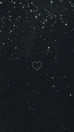 Aesthetic White And Black Iphone Simple Heart Wallpaper