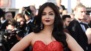 Aishwarya Rai Cannes 2021 Wallpaper