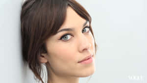 Alexa Chung Iconic Cat Eye Makeup Wallpaper