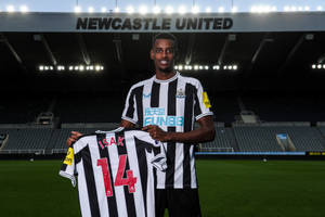 Alexander Isak For Newcastle United Wallpaper