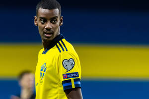 Alexander Isak From The Side Wallpaper