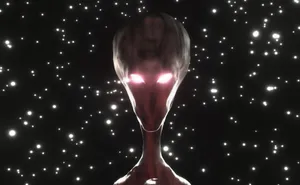 Alien With Bright Eyes Wallpaper