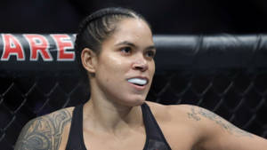 Amanda Nunes Teeth Guard Wallpaper