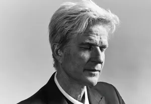 American Actor Matthew Modine Greyscale Portrait Wallpaper