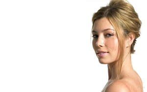 American Actress Jessica Biel Adorable Side View Wallpaper