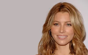 American Actress Jessica Biel Portrait Wallpaper