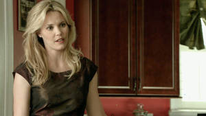 American Actress Leslie Bibb In 'confessions Of A Shopaholic' Wallpaper