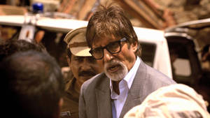 Amitabh Bachchan In Yudh Wallpaper