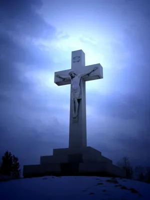 An Adorable Cross To Bless Your Home Wallpaper