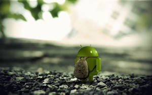Android Robot With Backpack Wallpaper