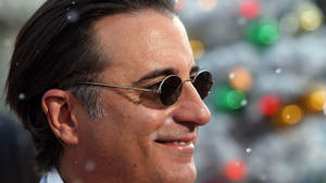 Andy Garcia Wearing Jaunty Sunglasses Wallpaper