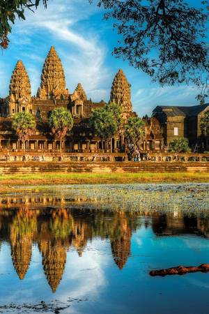 Angkor Wat With Water Reflection Wallpaper