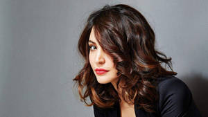 Anushka Sharma Landscape Image Wallpaper