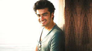 Arjun Kapoor Sweet Smile Wallpaper