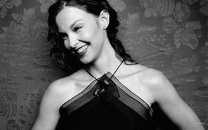 Ashley Judd Photo Shoot Wallpaper