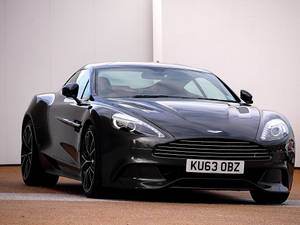 Aston Martin Vanquish Black Carbon Wallpaper