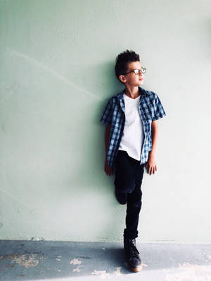 Attitude Boy Wearing Glasses Wallpaper