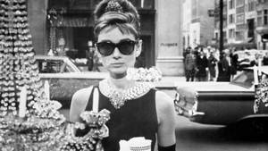 Audrey Hepburn In Givenchy Wallpaper