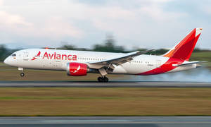 Avianca Boeing 787-8 Dreamliner Landing With Smoke Wallpaper