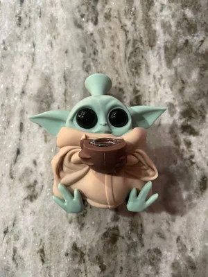 Baby Yoda Looks Cute In His New Aesthetic! Wallpaper