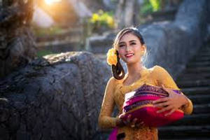 Balinese Thailand Woman Dancer Wallpaper