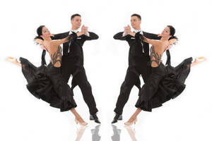 Ballroom Dancing Couple Dance Pose Wallpaper