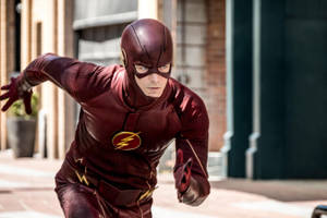 Barry Allen Running Fast Wallpaper