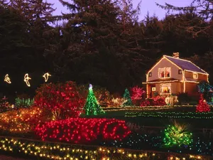 Beautiful Christmas Desktop House Wallpaper