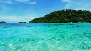 Beautiful Sea Exclusive Island View Wallpaper