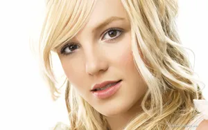 Beautiful Young Britney Spears Wallpaper