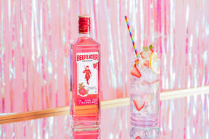 Beefeater Strawberries Lemon Wallpaper