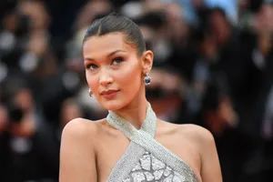Bella Hadid Halter Neck Dress Wallpaper