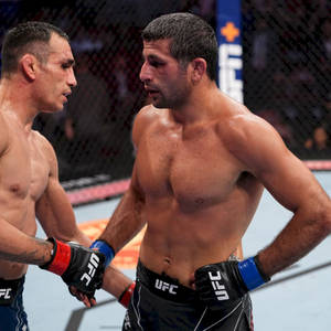 Beneil Dariush Shaking Hands Wallpaper