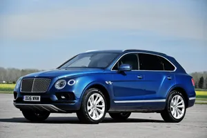 Bentley, Bentayga, Side View, Blue Wallpaper