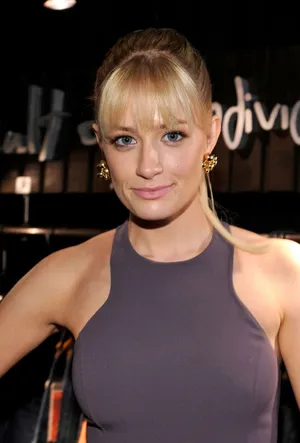 Beth Behrs American Actress Wallpaper