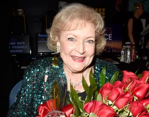 Betty White People's Choice Awards Wallpaper