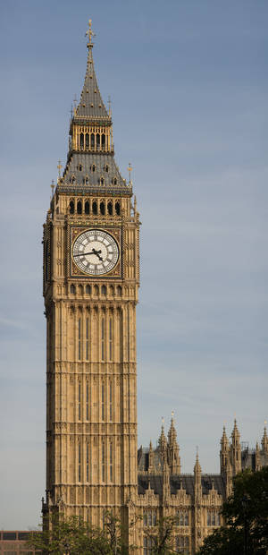 Big Ben Stands Wallpaper