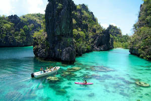 Big Lagoon In The Philippines Wallpaper