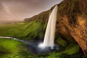 Big Waterfalls Wallpaper