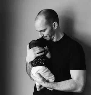 Black And White Father's Day Photo Wallpaper