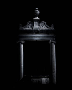 Black Android Ancient Altar Wallpaper