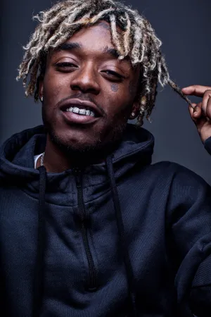 Black Hoodie Lil Uzi Vert Wallpaper