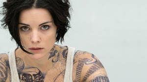 Blindspot Lead Actress Jamie Alexander Wallpaper